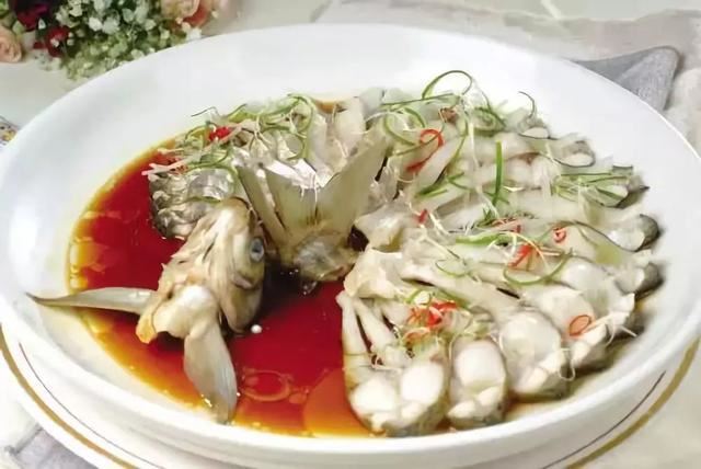 小竅門！霉味、香菸味、油漆味……如何去除家裡的各種「怪味」？