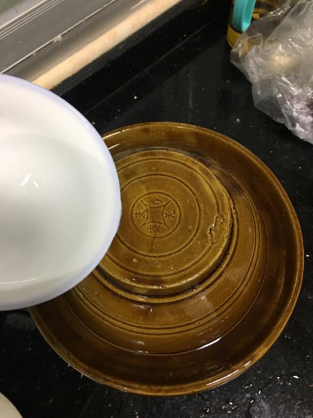 我家60歲外婆用這個秘方做泡菜，酸辣爽脆超好吃，越吃越上癮 