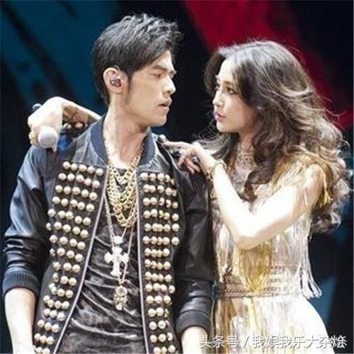 AngelaBaby（楊穎）10年前是周杰倫伴舞女郎，網友表示認不出！