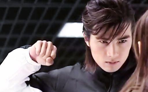 他27歲靠一部劇爆紅台灣，與言承旭齊名，如今淪落到給楊冪演配角！