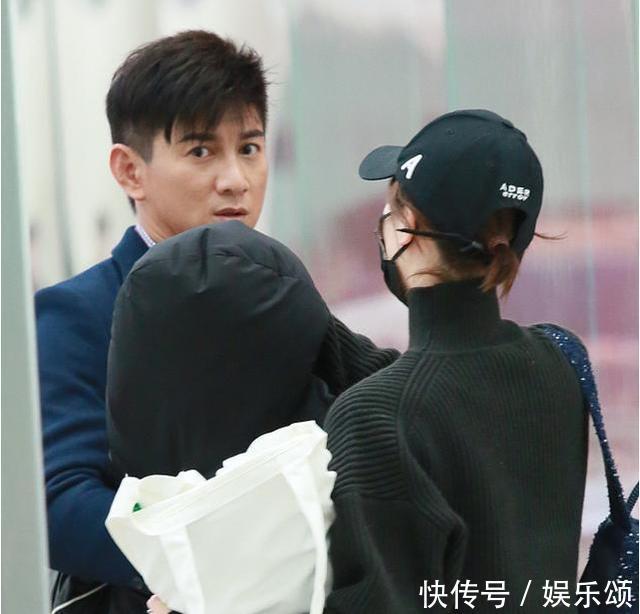 看完43歲的鐘漢良，再看47歲的吳奇隆，網友：4歲的差距真大！