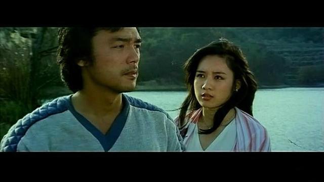 鍾鎮濤和譚詠麟對比，差距真大，網友：晚走幾步，幾十年都追不上！