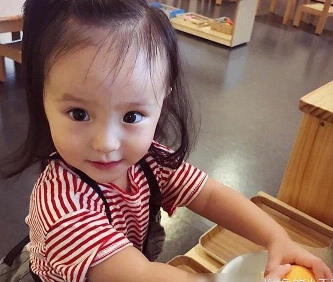 看到歐弟和張丹峰的女兒，網友：一個拯救地球，一個拯救了宇宙！ 