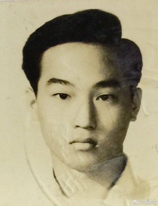 趙又廷父親告訴兒媳高圓圓：千萬別生女兒！他曬出16歲舊照後，網友秒懂！ 