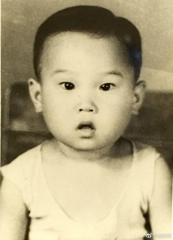 趙又廷父親告訴兒媳高圓圓：千萬別生女兒！他曬出16歲舊照後，網友秒懂！ 