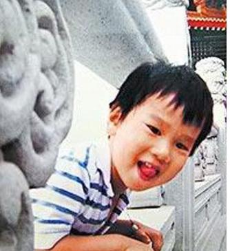趙又廷父親告訴兒媳高圓圓：千萬別生女兒！他曬出16歲舊照後，網友秒懂！ 