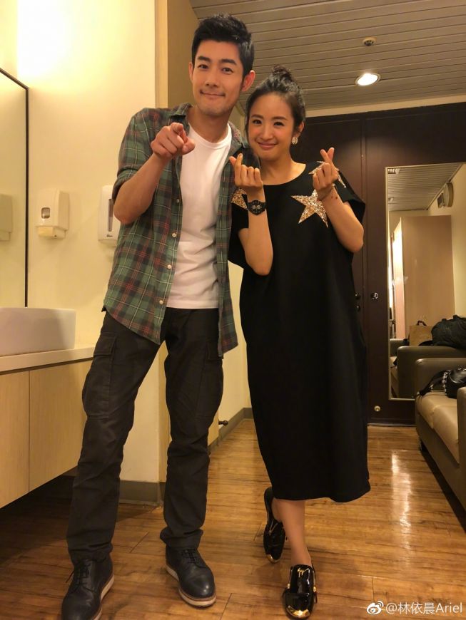 【超凍齡！！！】《十八歲的約定》男女主角罕見合體！林依晨、施易男16年樣子完全沒變！
