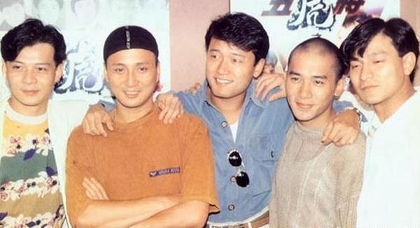 梁朝偉和周星馳對比，這差距真大！網友：原來他們在一起這麼歡樂~