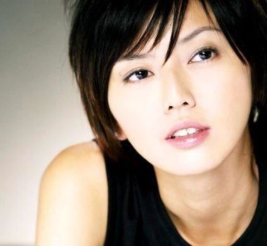 孫燕姿曬自曬，感嘆「要拍到肚子真難」，看樣子這快要生了！