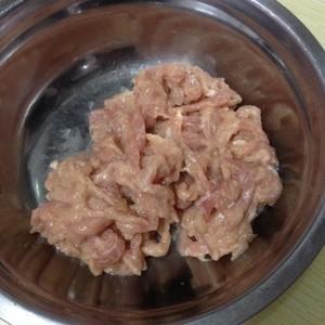 魚香肉絲做法簡單很，學會了不用去飯店吃了，配上米飯吃好極了