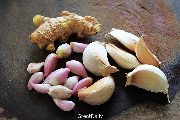 南乳蜜汁叉燒 ,材料簡單易