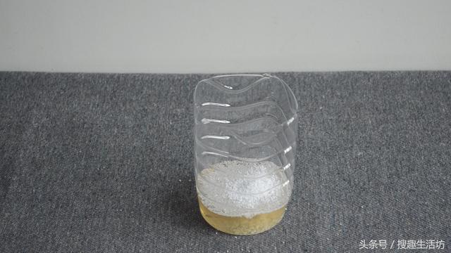 睡覺總被蚊子咬？教你自製驅蚊液，放在房間裡，蚊子來多少死多少
