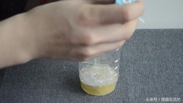 睡覺總被蚊子咬？教你自製驅蚊液，放在房間裡，蚊子來多少死多少