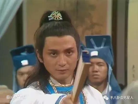 湯鎮業雙胞胎兒子將出道，他大女兒更是顏好氣質佳，堪稱翻版黎姿！