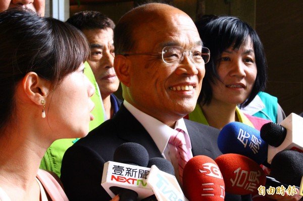 侯友宜批年改致均貧 蘇貞昌：是馬當年光說不做 