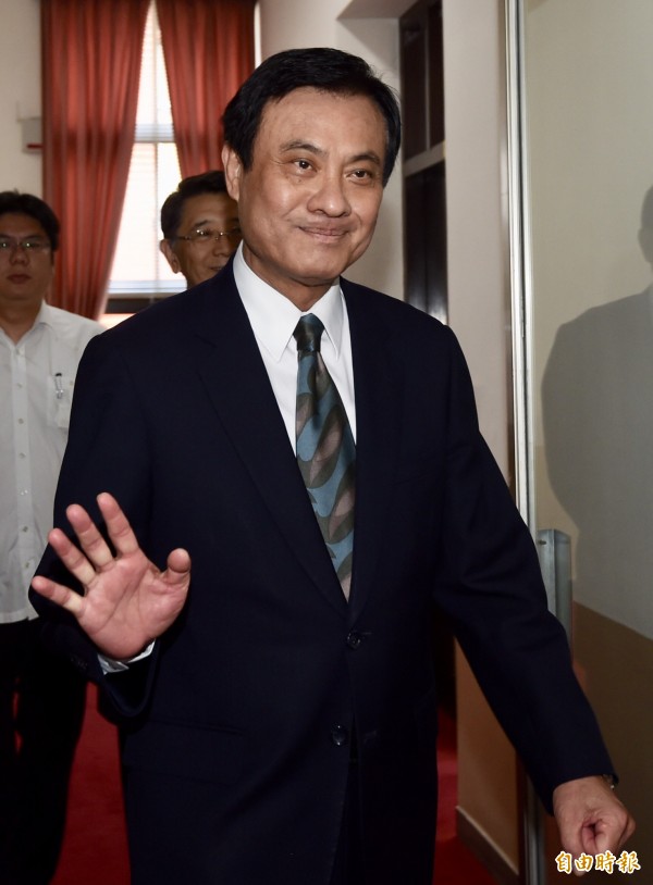 頻遭抹黑、抹紅攻擊 柯建銘：海水退了就知誰沒穿褲子 