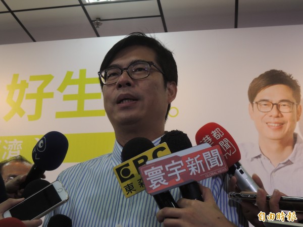 陳其邁走訪鳳山與前新苓 欲打造高雄經貿宜居新都心 