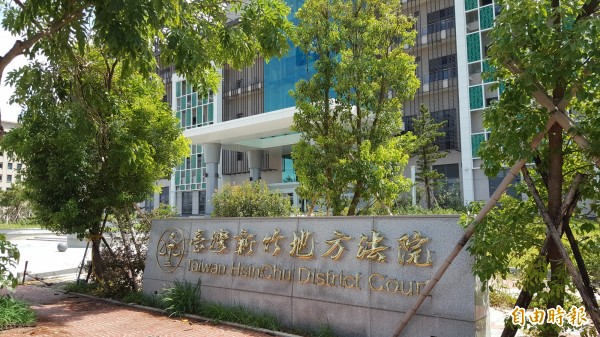 免費送LINE臭跩貓貼圖是假的? 警方教你辨真偽!