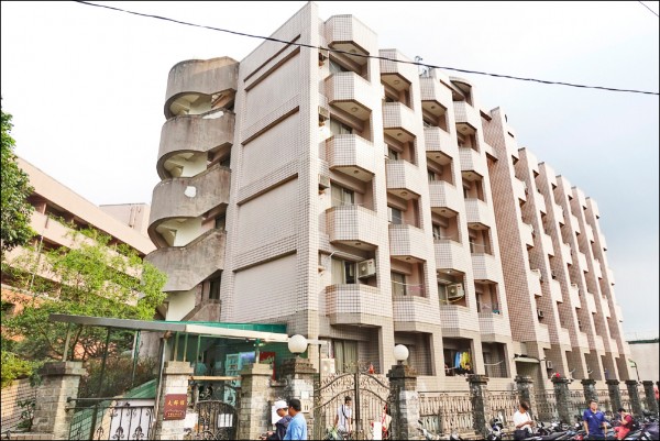 丁守中：當選後恢復大群館宿舍使用 