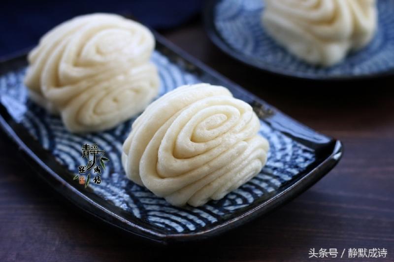 這樣蒸花捲，又快又好吃，再也不用等幾小時，照著做零失敗！ - 美食筆記