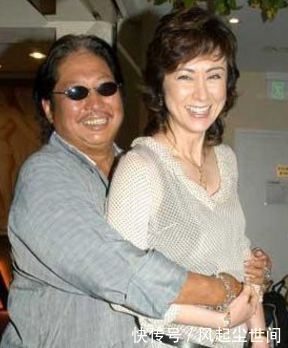 李連杰的妻子，洪金寶的妻子，成龍的妻子，甄子丹這差距，天壤之別！