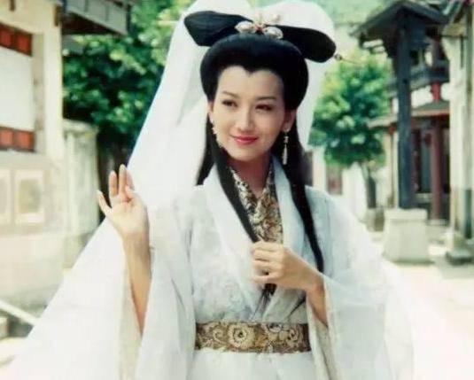 趙雅芝前任和現任丈夫，同夫不同命，現狀簡直相差了十萬八千里！