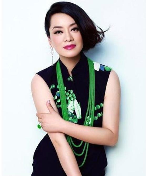 這5位女星未婚先孕，如今孩子長大了，他們的生父卻是個謎