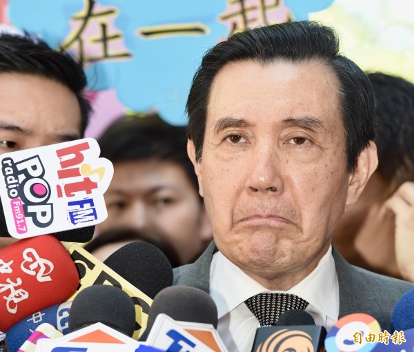 支持馬英九 郭台銘質押850張鴻海股票 