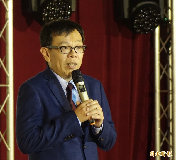 支持馬英九 郭台銘質押850張鴻海股票 
