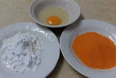 美食食譜》Homemade Chicken Nugget的做法超簡單！不用出去買，自己動手做吧！既好吃又健康~