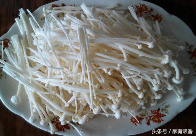 最愛喝酸辣湯，早起燒一鍋酸辣湯，一次能喝2大碗 