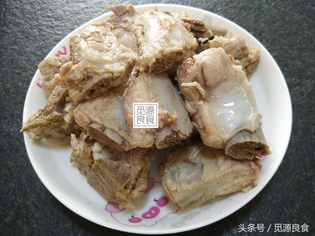 不信你試試？排骨湯裡加入這幾樣食材，絕配！健胃消食，生津止渴