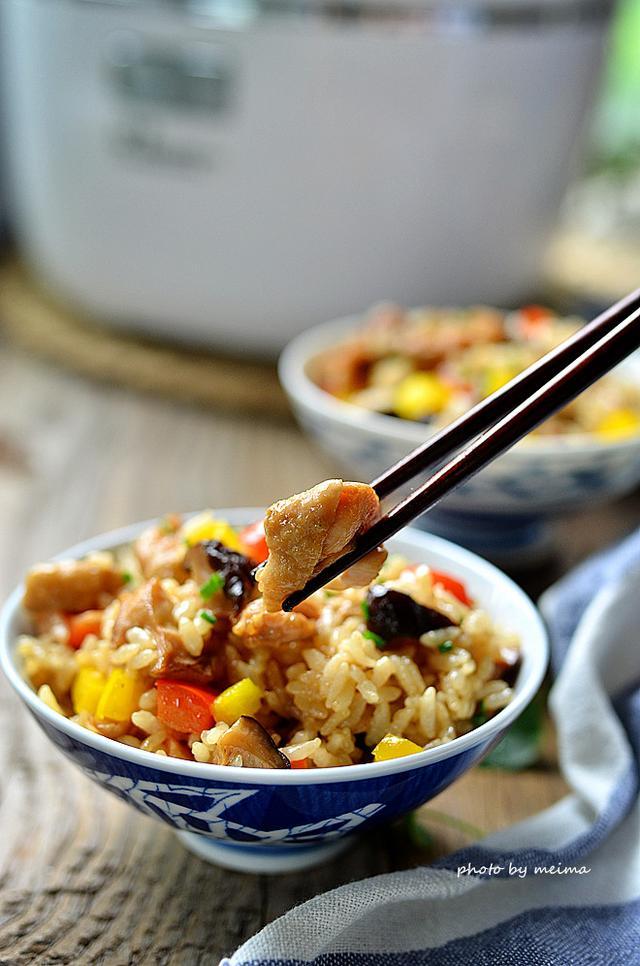 適合上班族的快手午飯，有飯有菜有肉，簡單幾步就能學會