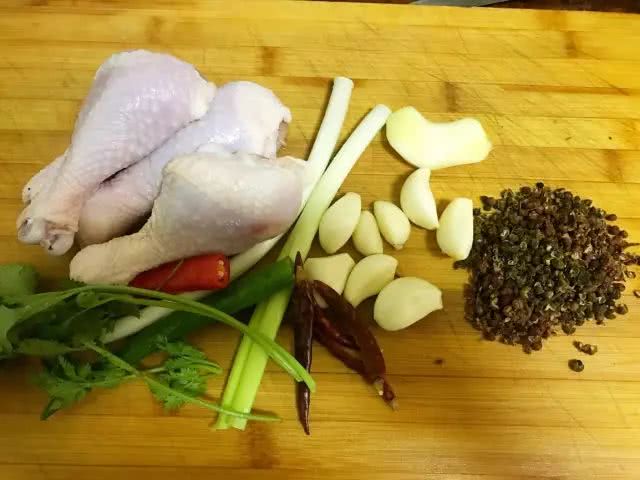這道菜是我家餐桌上的保留菜品，每周做1次每次光碟，雷打不動