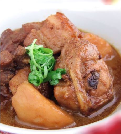 東南亞風味▂▃▄▅ 娘惹豆醬燜雞 ▅▄▃▂ 整鍋飯都不夠吃！ 