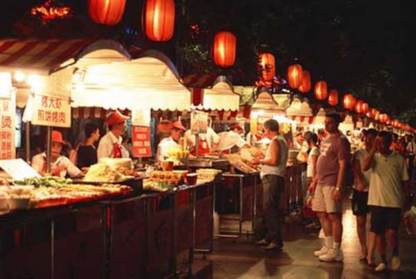 愛吃宵夜不是罪，但吃完宵夜絕對不能做「這件事」，否則「食道癌」會一秒找上你！ 