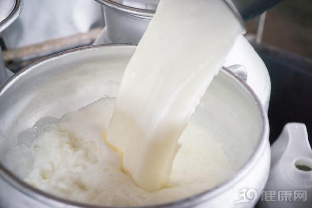 豆漿和牛奶，到底哪一種更營養？答案出人意料