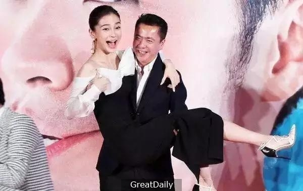 Angelababy「8張不雅照流出」估計黃曉明看了第二張，肯定瘋掉！ 