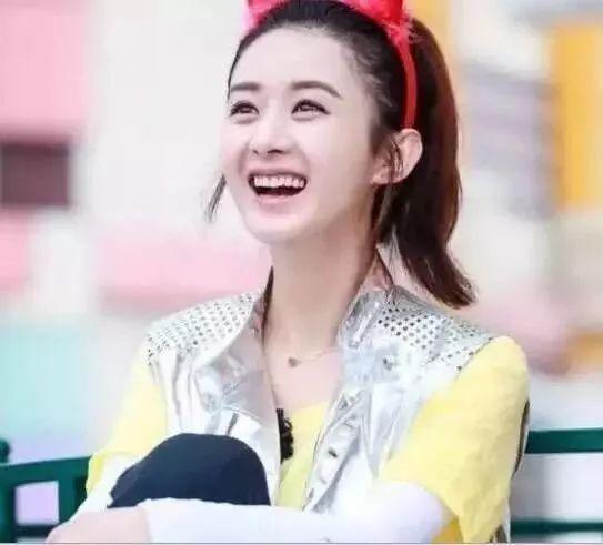 這些女星一大笑就破功，形象盡毀，只有她最美