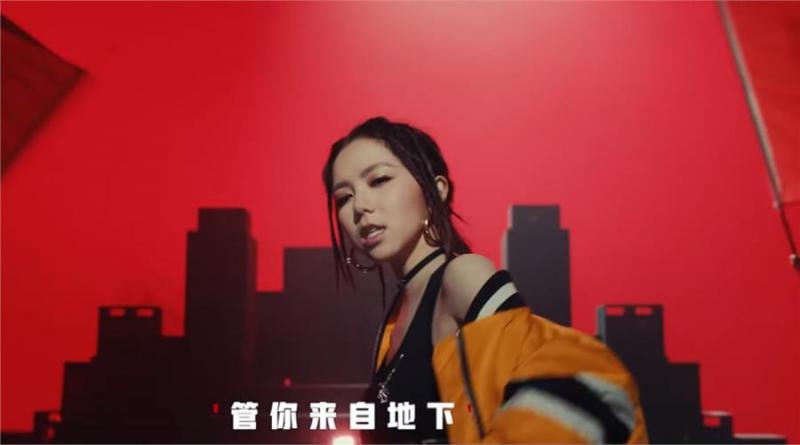 Bitch的舞臺！陳冠希鄧紫棋隔空吵架？！