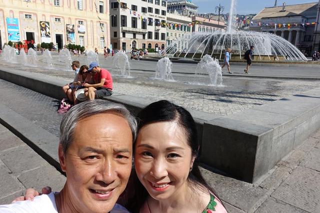 TVB一對老戲骨黃昏戀完婚後，去歐洲浪漫度蜜月！【相當的甜蜜啊】~