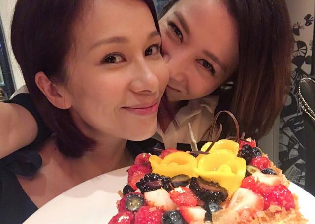 凍齡女神文頌嫻42歲生日，TVB七魔女再次齊聚慶生~~~