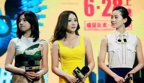 你永遠不會知道迪麗熱巴有多美，除非她跟別人同框的時候！