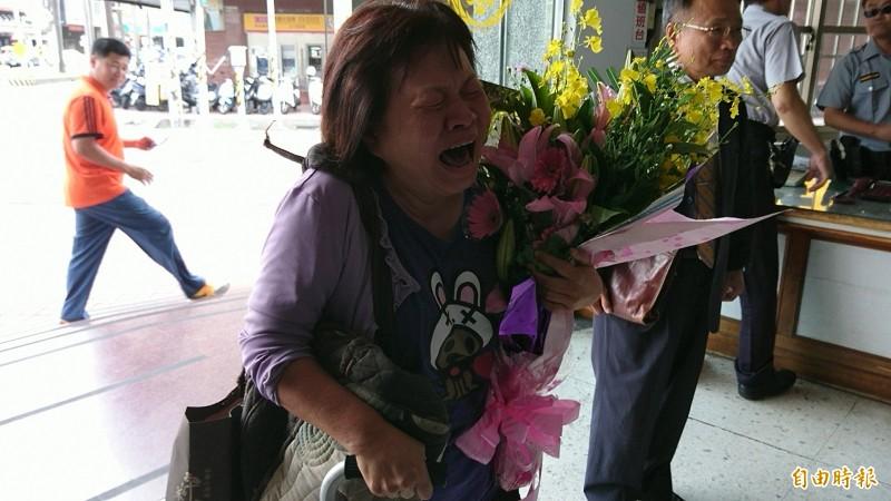蔣月惠咬警嚎哭爆紅 33250元通告費一毛不拿捐公益 
