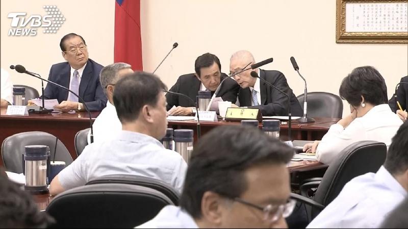 取代窮弱國民黨？　馬英九基金會形勢強