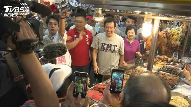 取代窮弱國民黨？　馬英九基金會形勢強