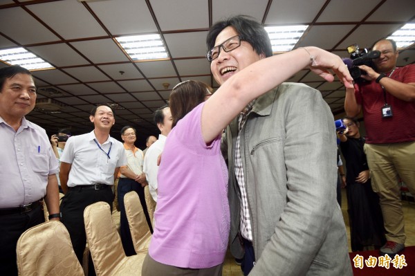 賴揆要內閣首長走出去與人民溝通 勇於政策辯護 