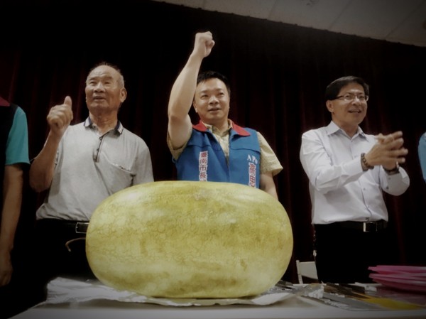 質疑南市府選舉考量 高思博：如當選超收房屋稅退回