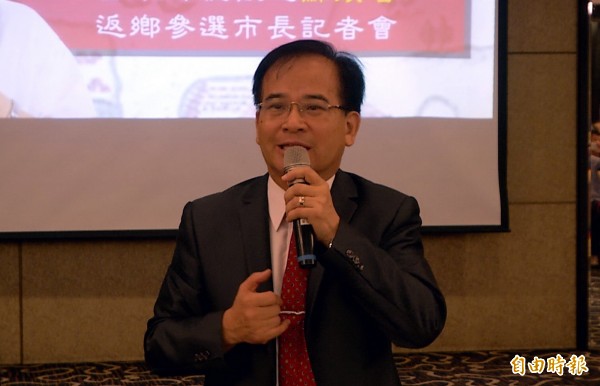 蘇煥智轟歷任首長債務表膨風抹黑 