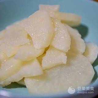 馬鈴薯蝦球的做法大公開！！好吃又好看，大人小孩都愛吃，一上桌馬上清光！ 